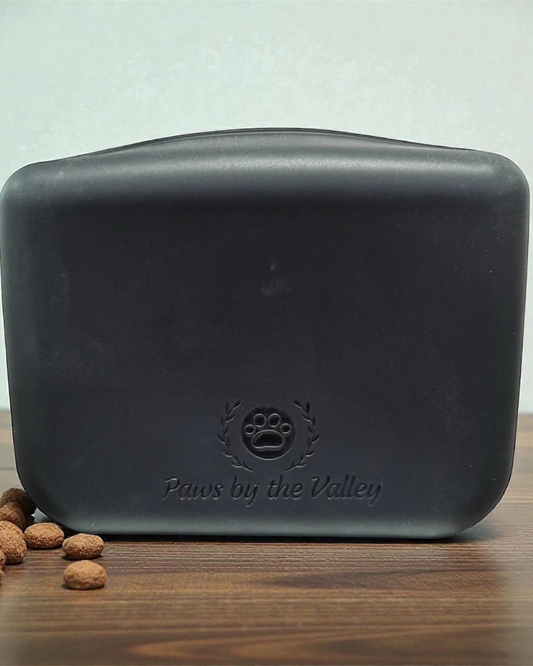 Deluxe: The Silicone Treat Pouch